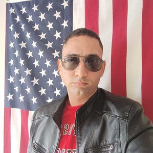 Meet your Posher, Luis miguel